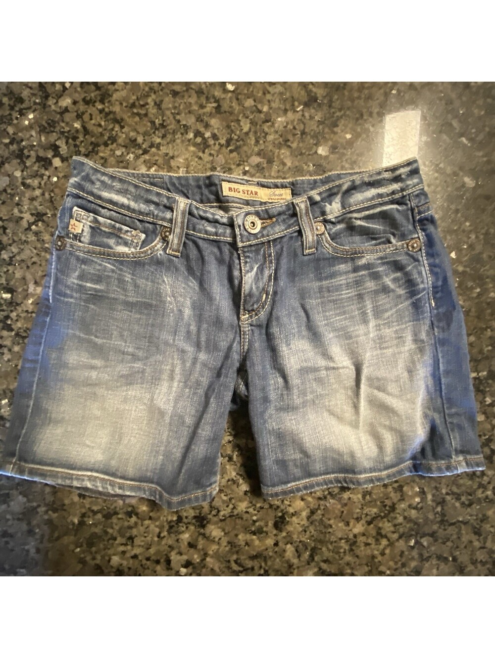 BIG STAR Sweet Women's Blue Denim Bermuda Shorts Low Rise 5-Pocket Size 28